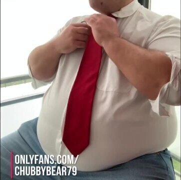 Cigarboss... relaxing after long work