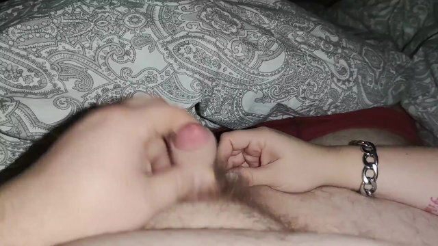 Handjob before with long nails *girlfriend laughs because facial myself*