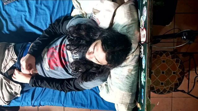 Handjob Self Eating Friday 30th (Phone Angle)