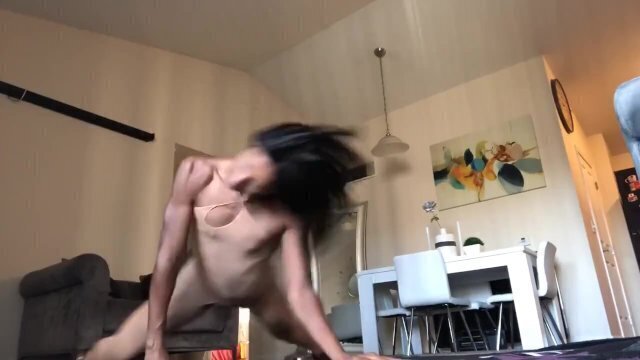 know Sigmund Freud? Good, then curious hunk