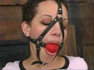 Kitti Vicious in Bondage pt. 1