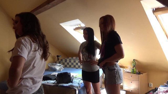 Girls Real Voyeur Style clothes prepare porn shooting live