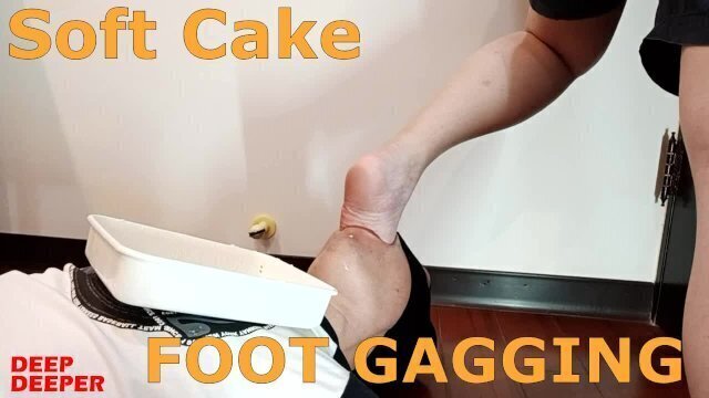 Do you like cake? Give it to you and swallow with my feet.