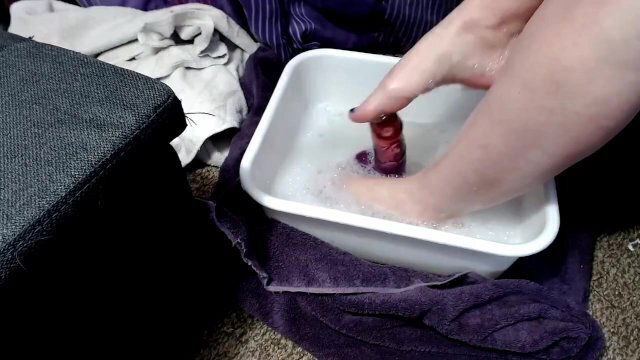 LauraSquirts feet needed treatment Mud, rub, wash ,lotion, painted nails