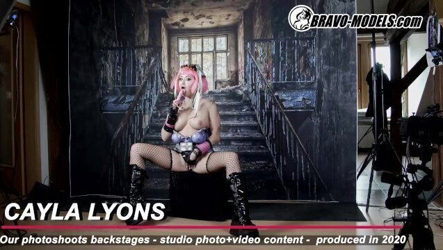 395-Backstage Photoshoot Cayla Lyons cosplay