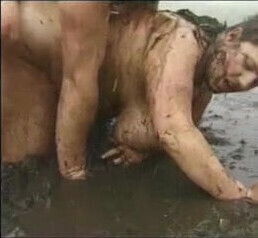 Nasty BBW Pig Anal-Fuck in The Mud