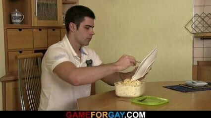 Sexy dude seduces his hetero neighbor 