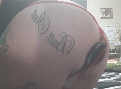 Courtney Sunshine feels good bitch