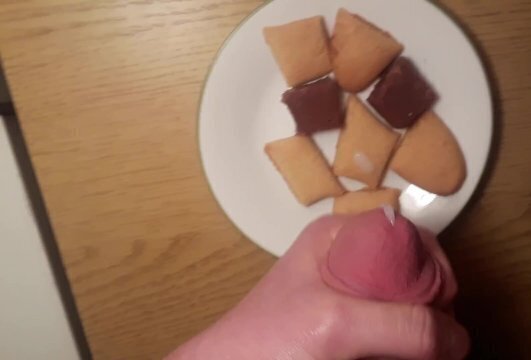 Making Eating Plate Cookies