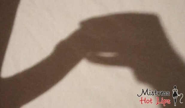 Любительский прерванный оргазм Mistress Lips театре теней. Мастурбация минет.