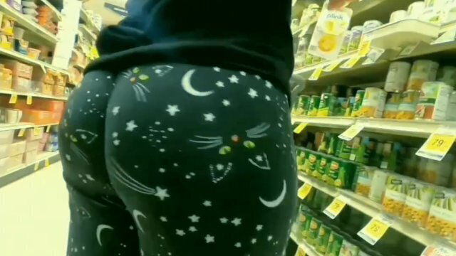 Booty Wedgie Store Shopping