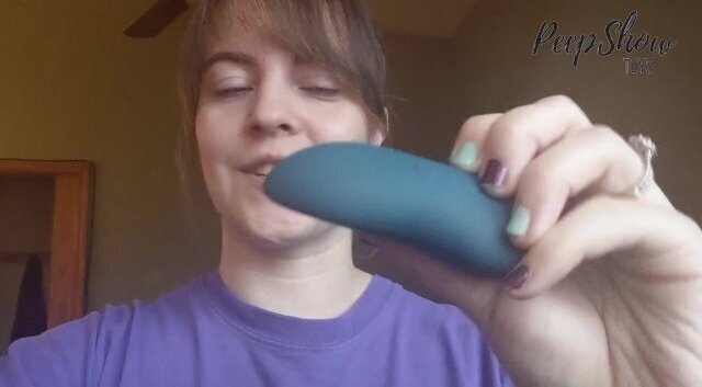 Review We-Vibe Touch Vibrator, Courtesy Peepshow Toys!