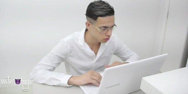 Gordinha Recebendo Rola - Watch the full video at www.victorhugo.vip