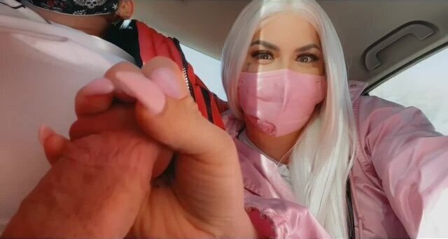 PUBLIC HANDJOB, SHOPPING, PLAYING, DEGRADING CUMSHOT WITH A SIMP