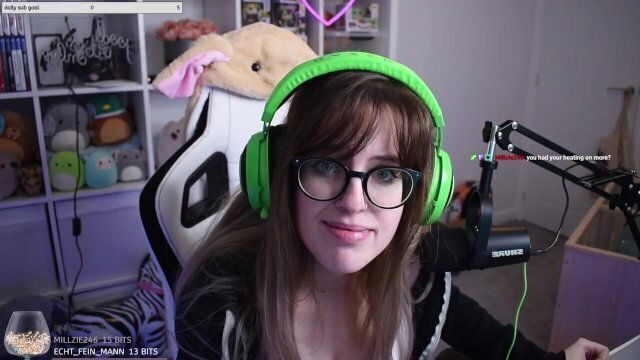 GETTING CHASED HORNY BOYS DAYLIGHT (SHYPHOEBE)