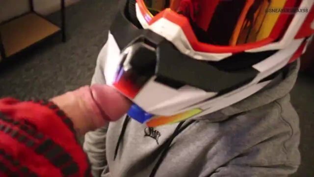 Gearhead mxhelmet sucking dick