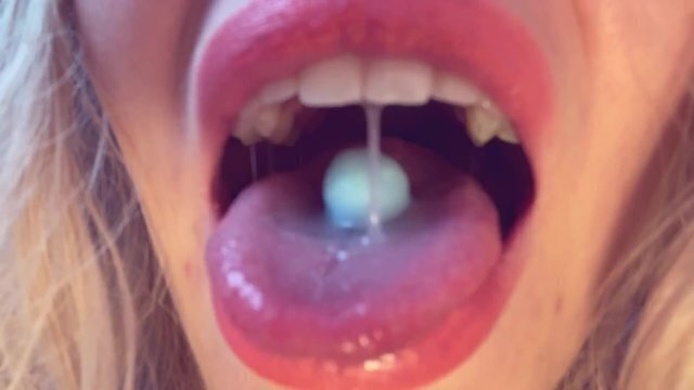 SWALLOWING Blue: Come play inside GIANTESS MOUTH /ASMR VORE/ close