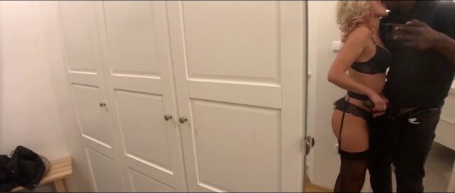 Blonde With Big Ass Take Anal BBC Finish With Creampie