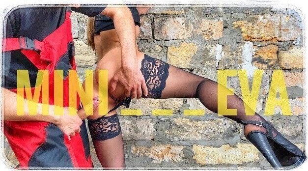 Worker and Young Eva With Her Small Wet Pussy 4K 18+