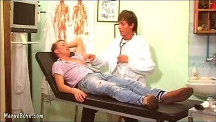 Twinky andrologist seduces his hung older patient