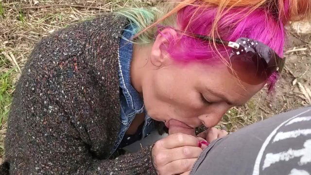 Sexy public outdoor blowjob sexy milf wife swallows from dick