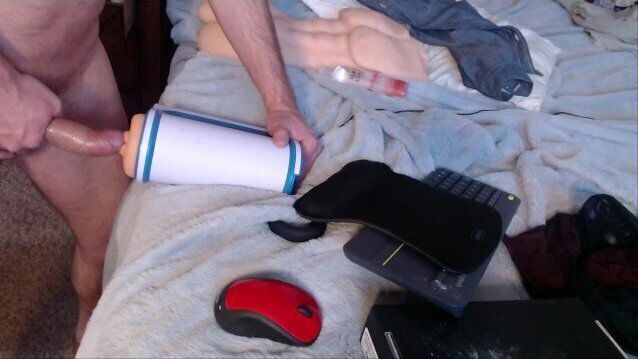 AutoBlo CockSucking Machine Makes Hard