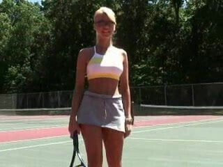 barbi loses tennis