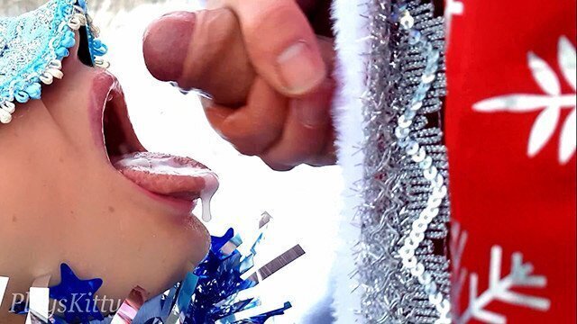 SANTA CLAUS WARMED SPERM FREEZING BEAUTY CHRISTMAS!