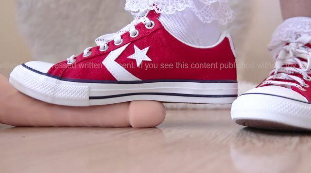 Unboxing First Converse Star Player Enamel