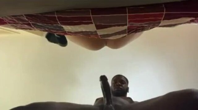 Under View HUNG Destroying Twinks