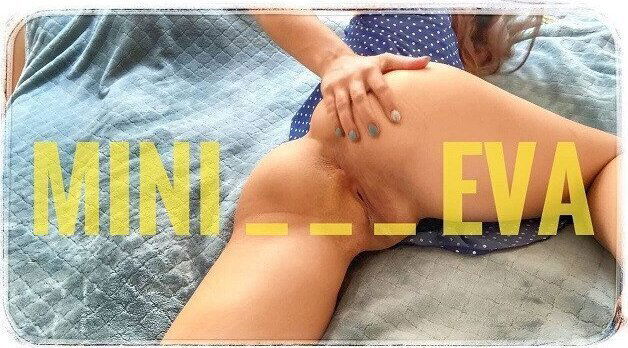 Passionate MILF Caresses Pussy