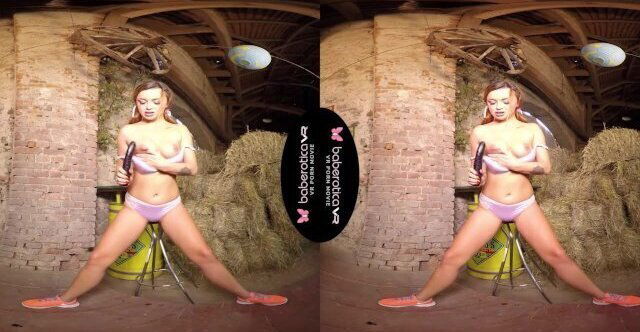 Solo girl, Daphne Klyde moaning while cumming,