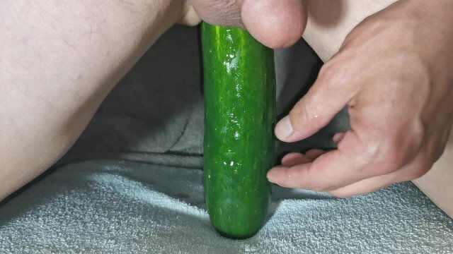 Long cucumber insertion horsengine
