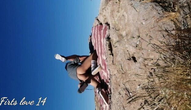 Le gusta el sexo al aire libre 