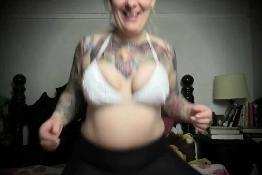 FREE PREVIEW Boobs Bouncing Bikinis