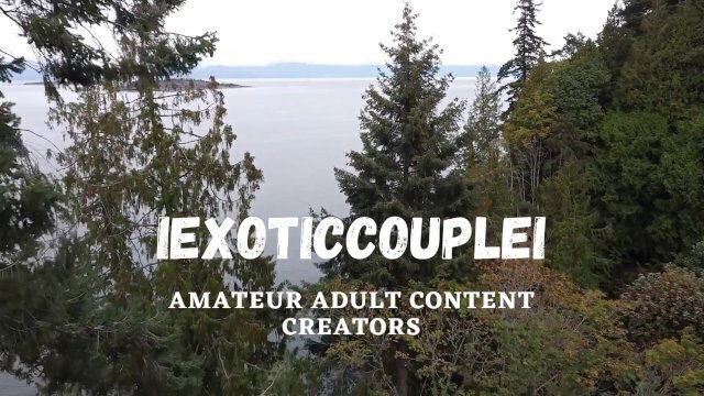 SPONTANEOUS Bathroom Fuck out on a hike!