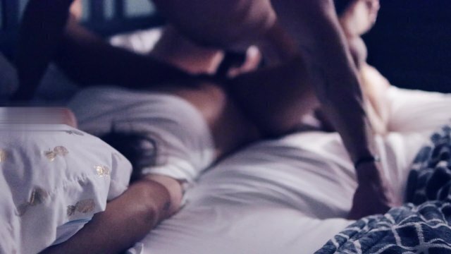 love watching his throbbing dick and shoot his cum on my pussy