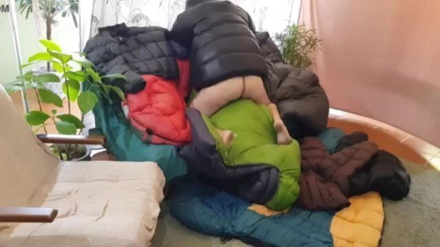 Puffy Nylon Jacket overfilled