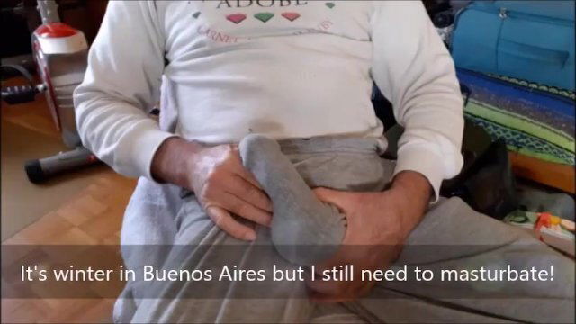 Winter Buenos Aires it's freezing, still must masturbate cock!