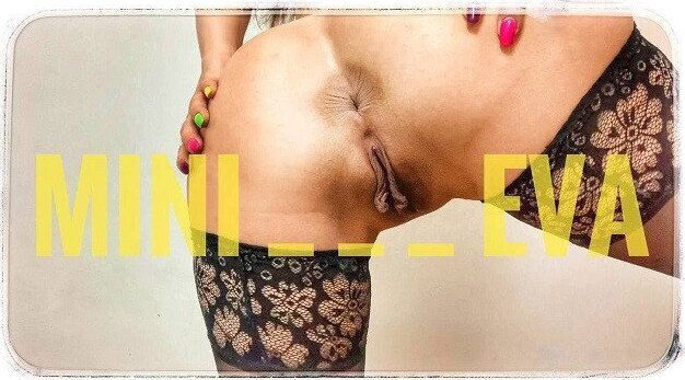 MINI Leopard Mini Panties Plays With Pussy