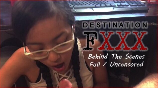 Sucking My Husband's Cock While He's Editing Our OnlyFans Video, POV Blowjob / [FULL / UNCESNORED]