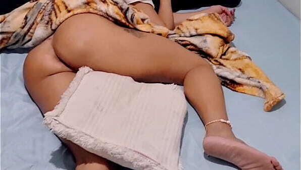 Causos Fam&iacute_lia Bianca Madrasta safada pega enteado novinho Completo