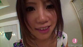 童顔とパイパンマンコを犯す背徳感がたまらない