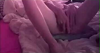 Versteckte Kamera Dildo im Arsch beim Wixxen