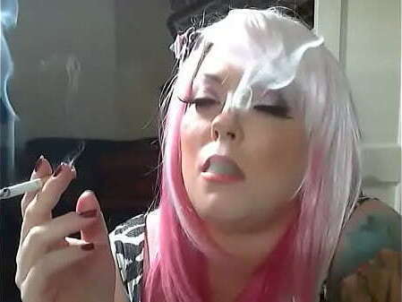 Sweet Tina Snua Chain Smokes Superking Cigarettes