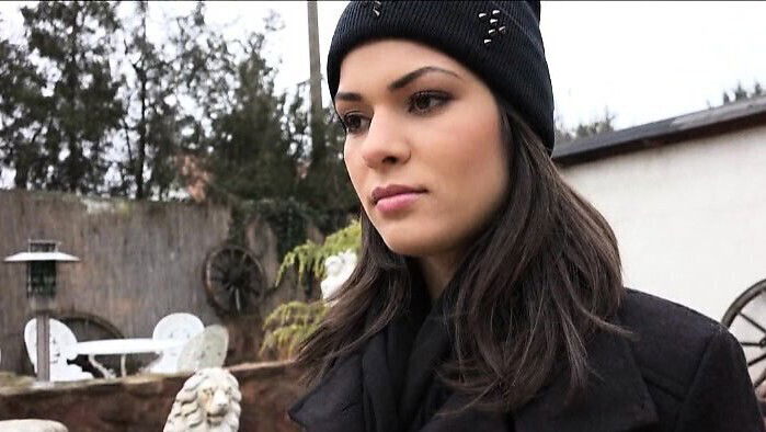 Nasty Czech girl Suzy Bell gets pussy pounded money