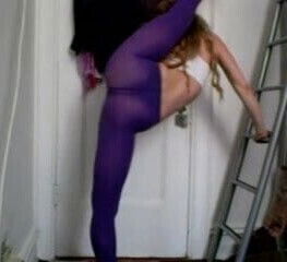 Perfect flexible girl pantyhose flexilinks.eu