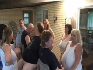 Mature Sluts Sucking Group