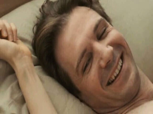 Rachel Weisz pregnant takes bath films