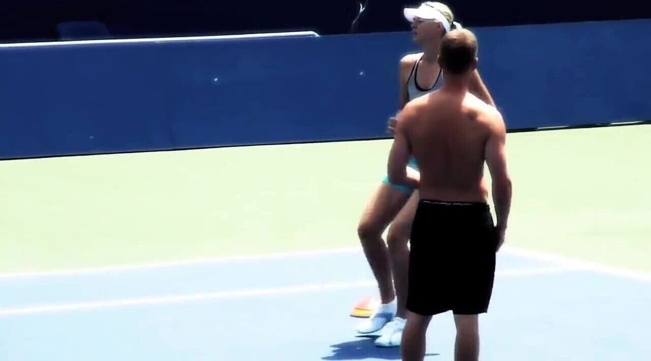 Maria Sharapova training session